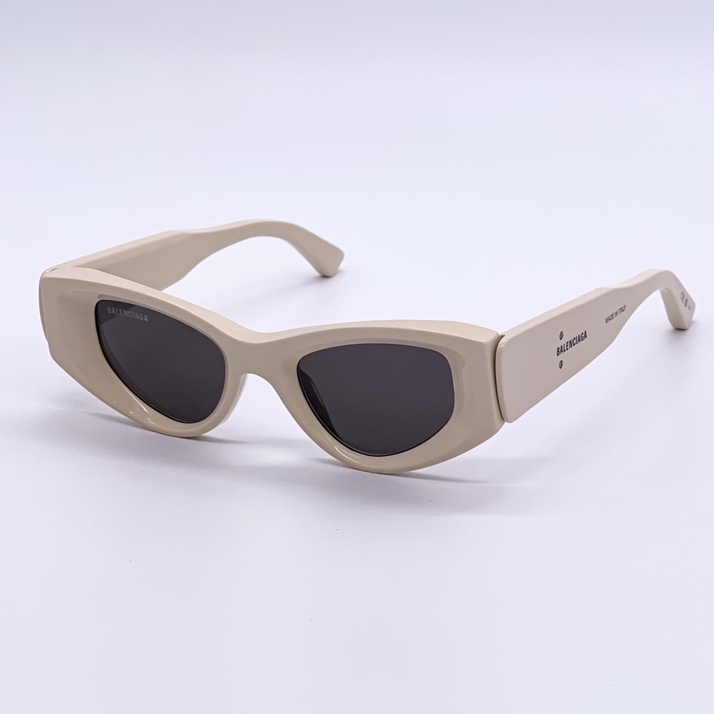 NEW BALENCIAGA BB0243S 003 CAT EYE WOMEN SUNGLASSES - Picture 1 of 12